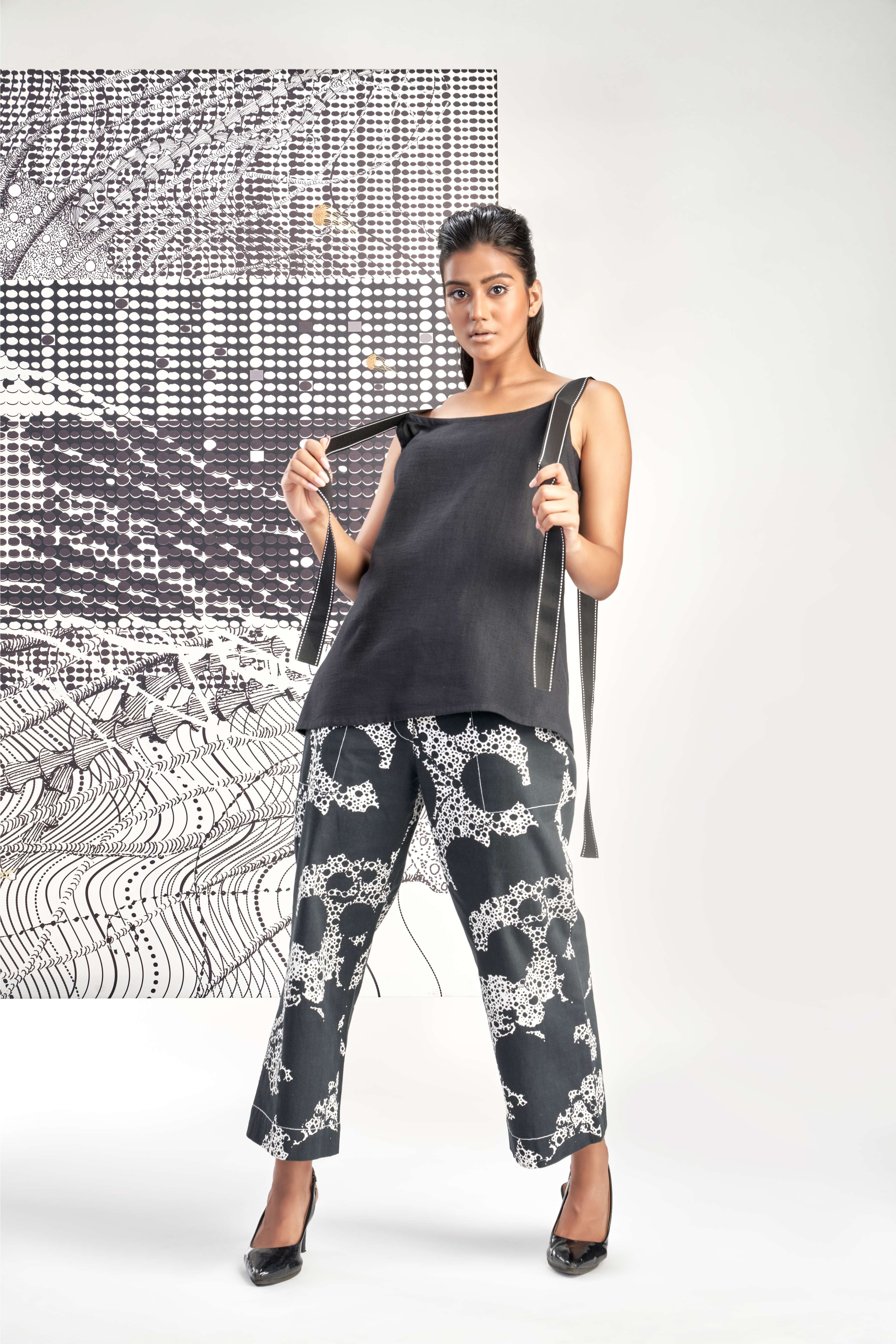 Black- Sleeveless Top A-Line Top