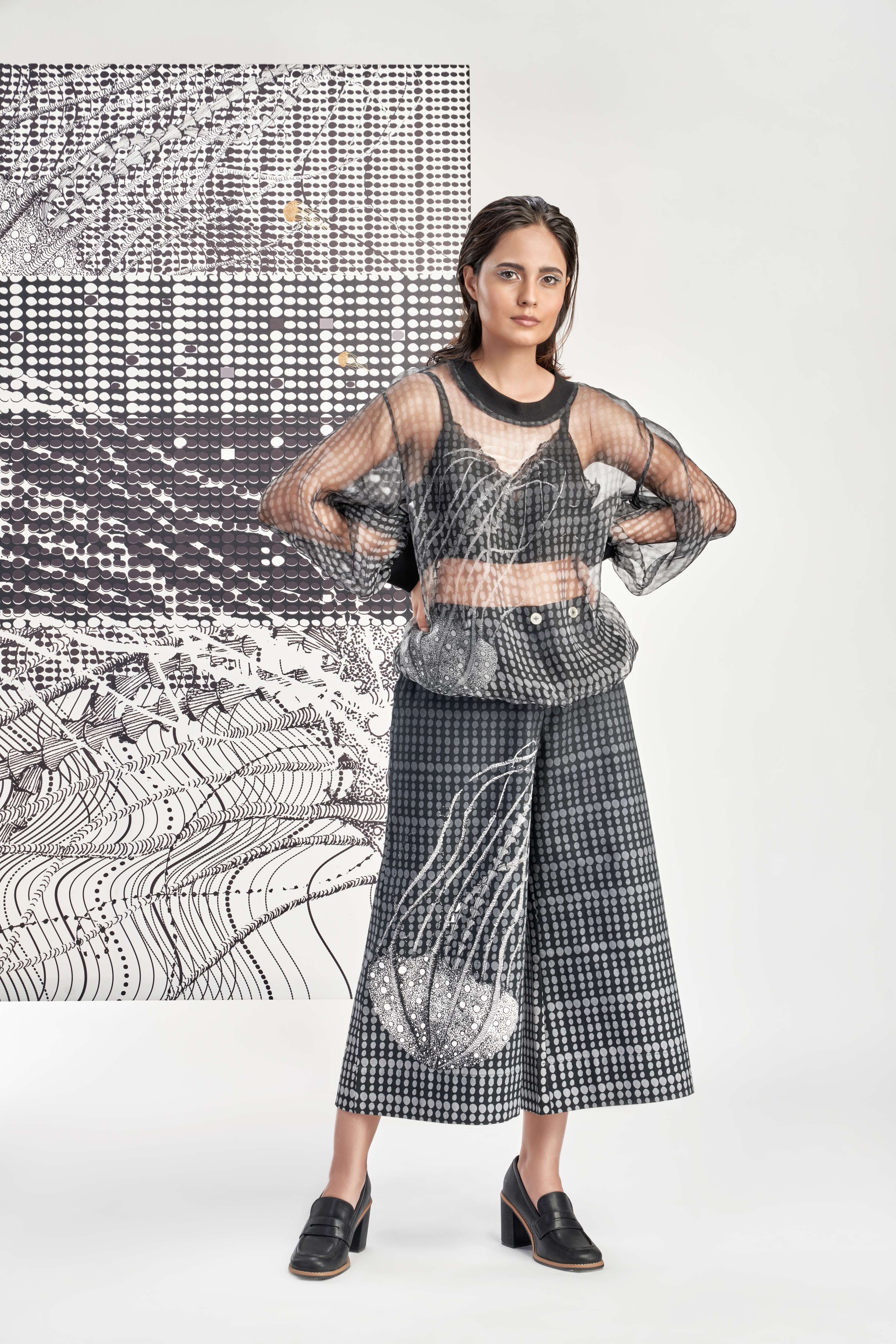 Black- Organza Sweatshirt