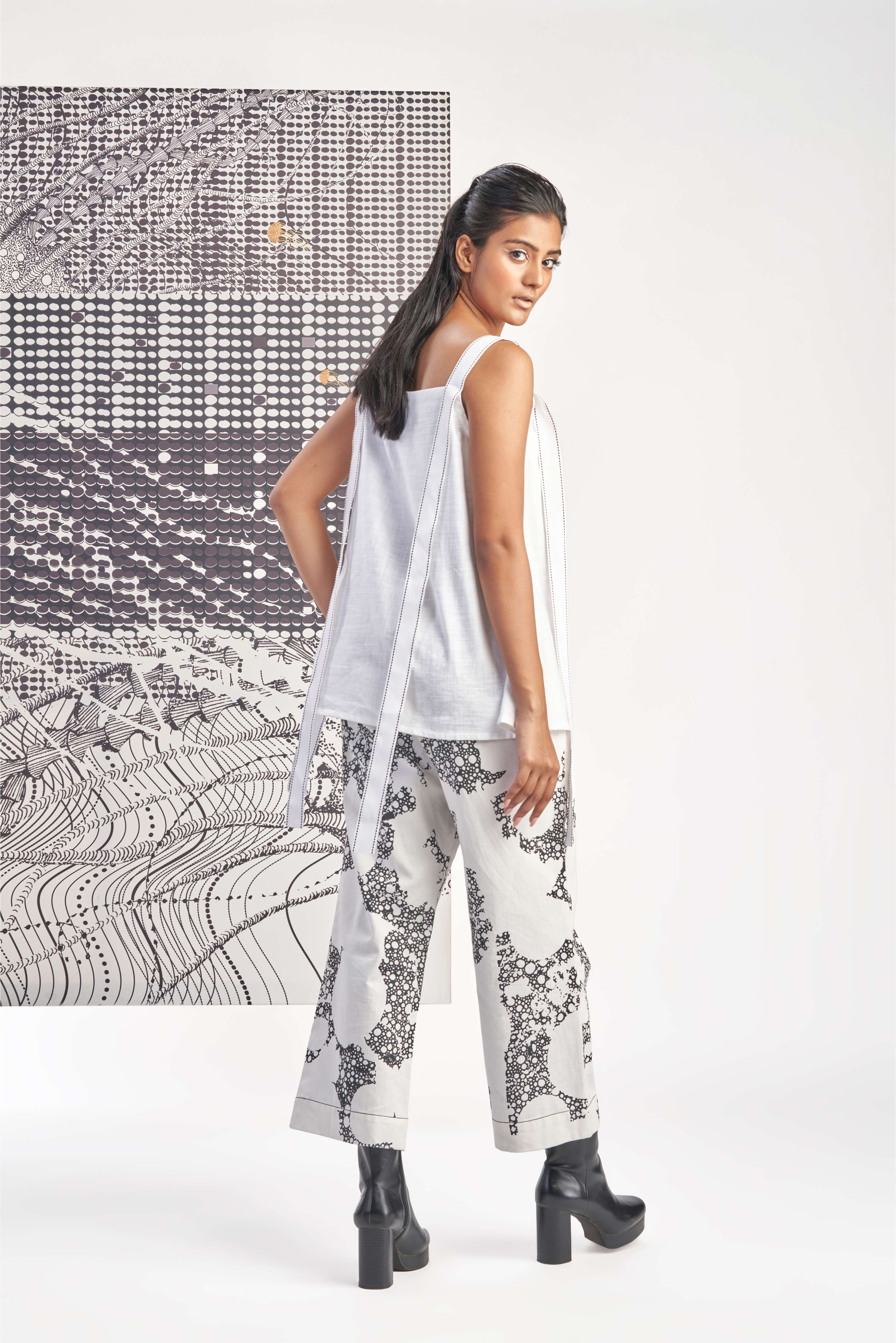 White- Sleeveless Top A-Line Top