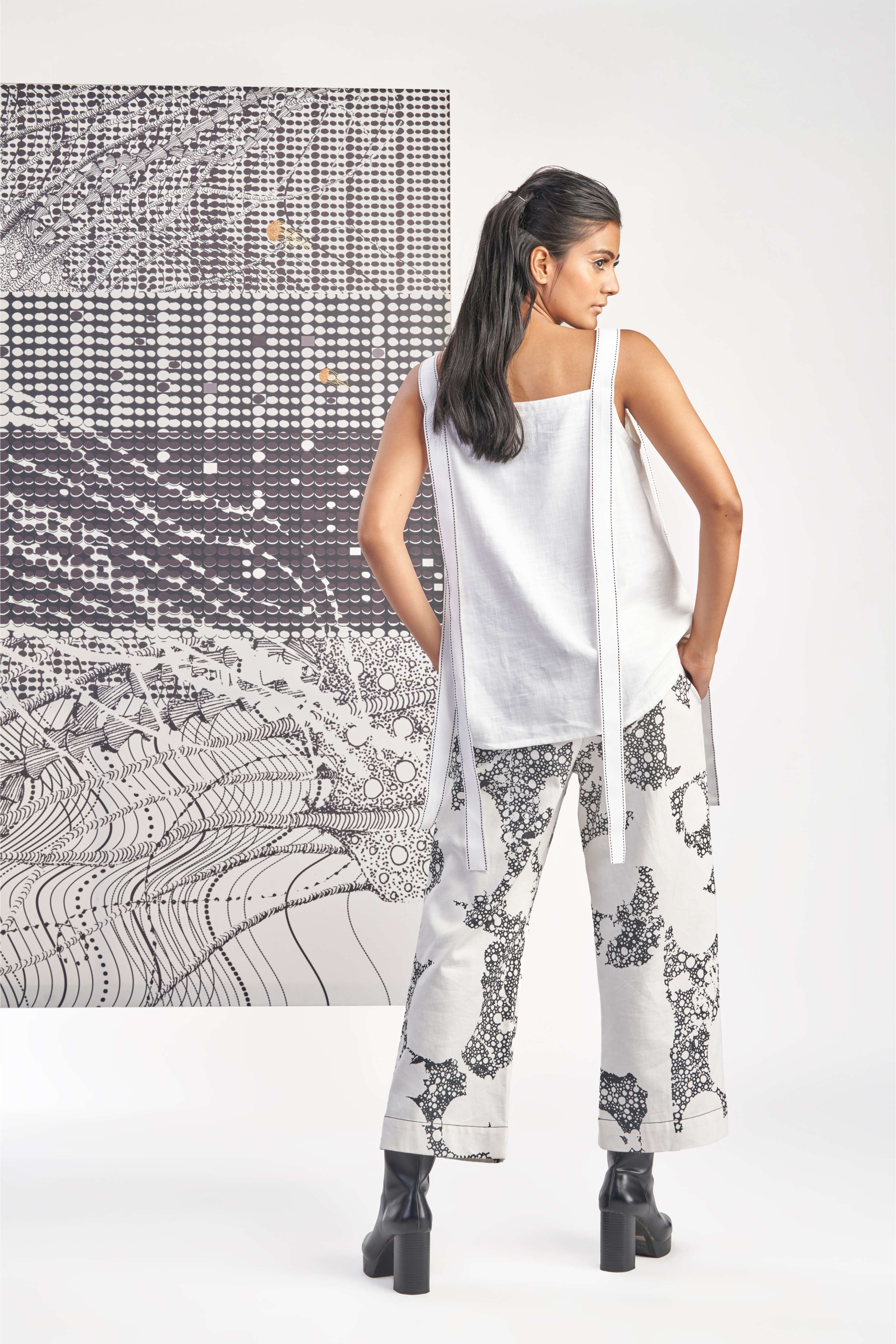 White- Sleeveless Top A-Line Top