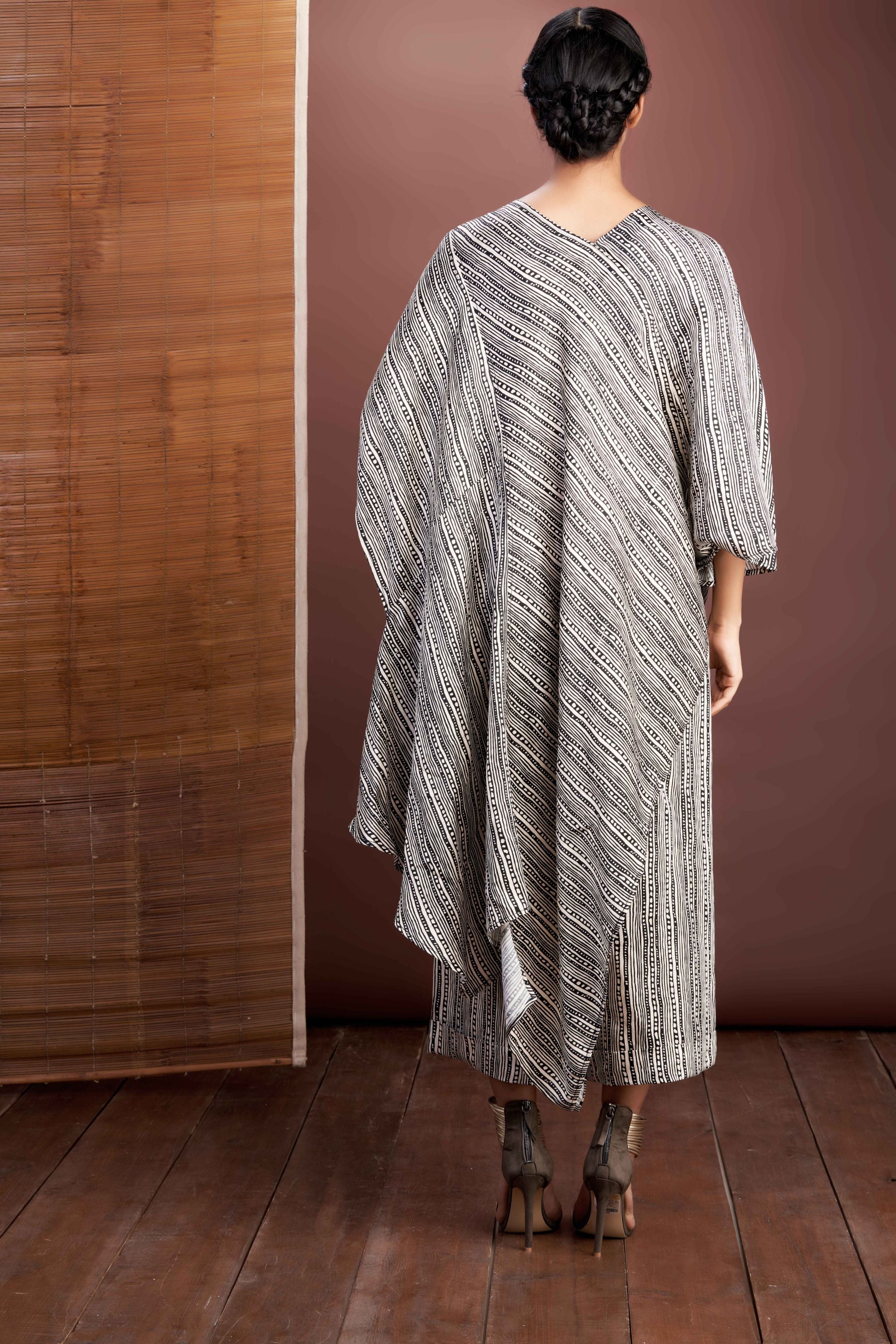 Asymmetric Long Tunic