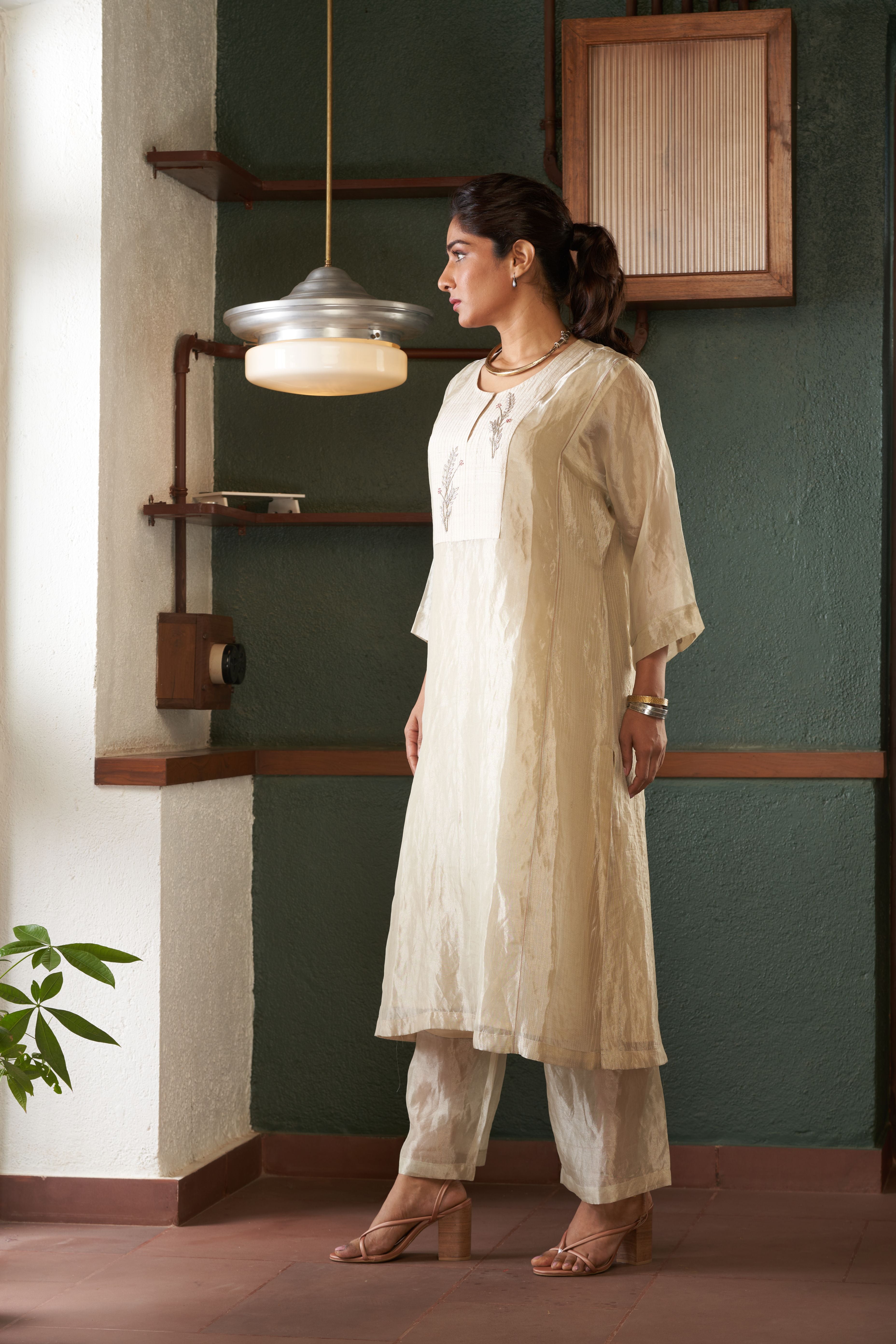 Ivory Zari Tissue Kurta Set