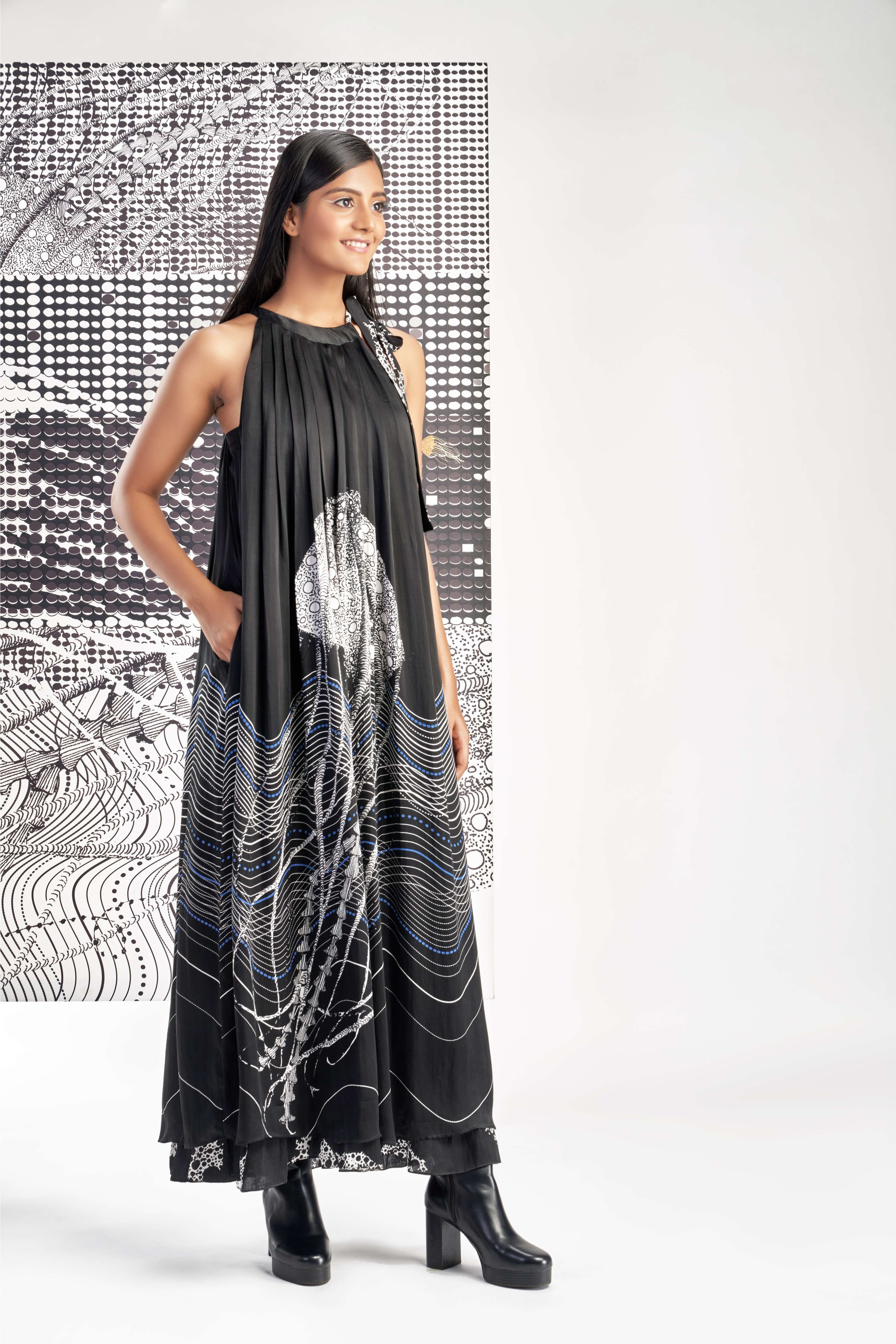 Black- Gathered Dress