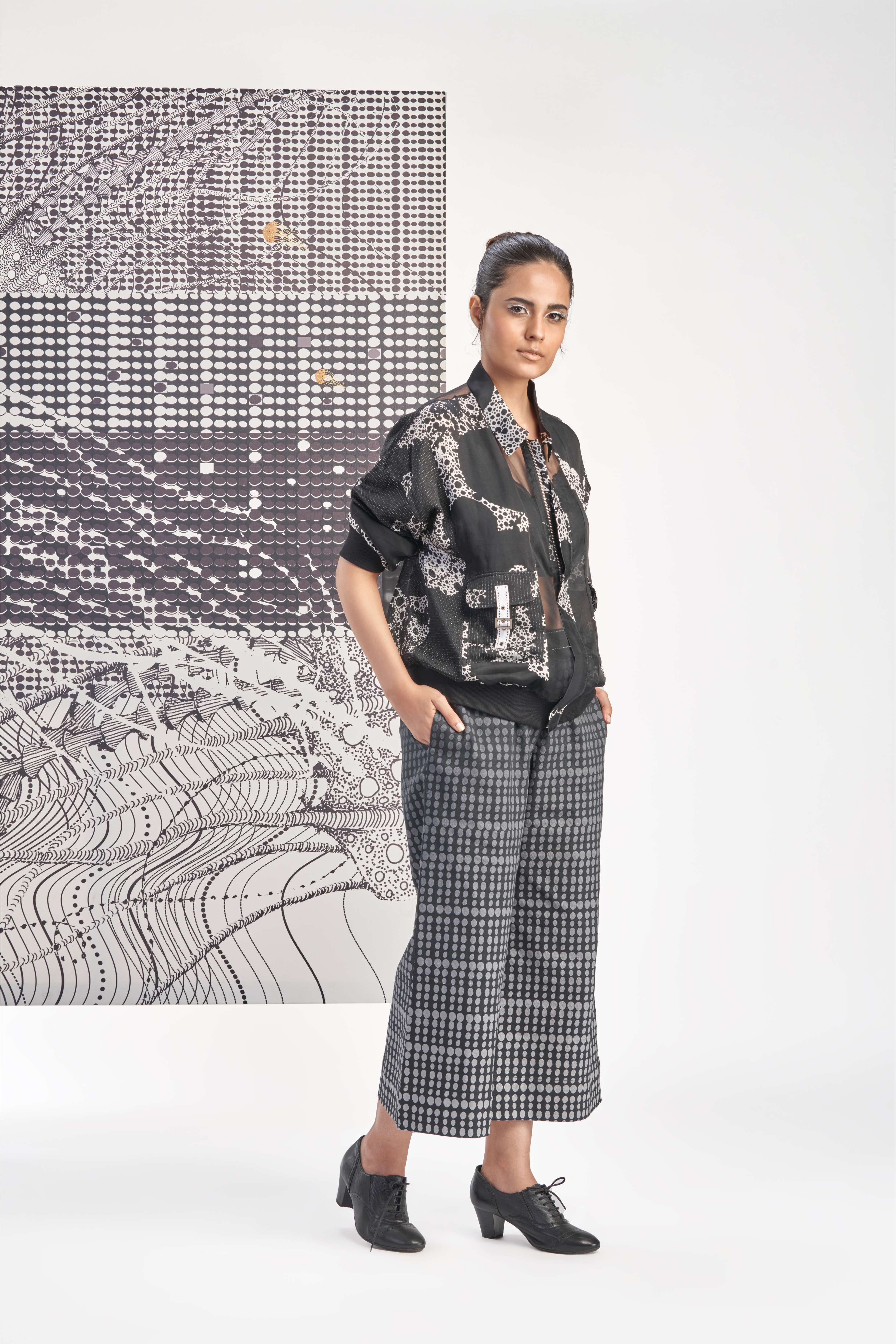 Black- Gradation  Print Culotte Pants