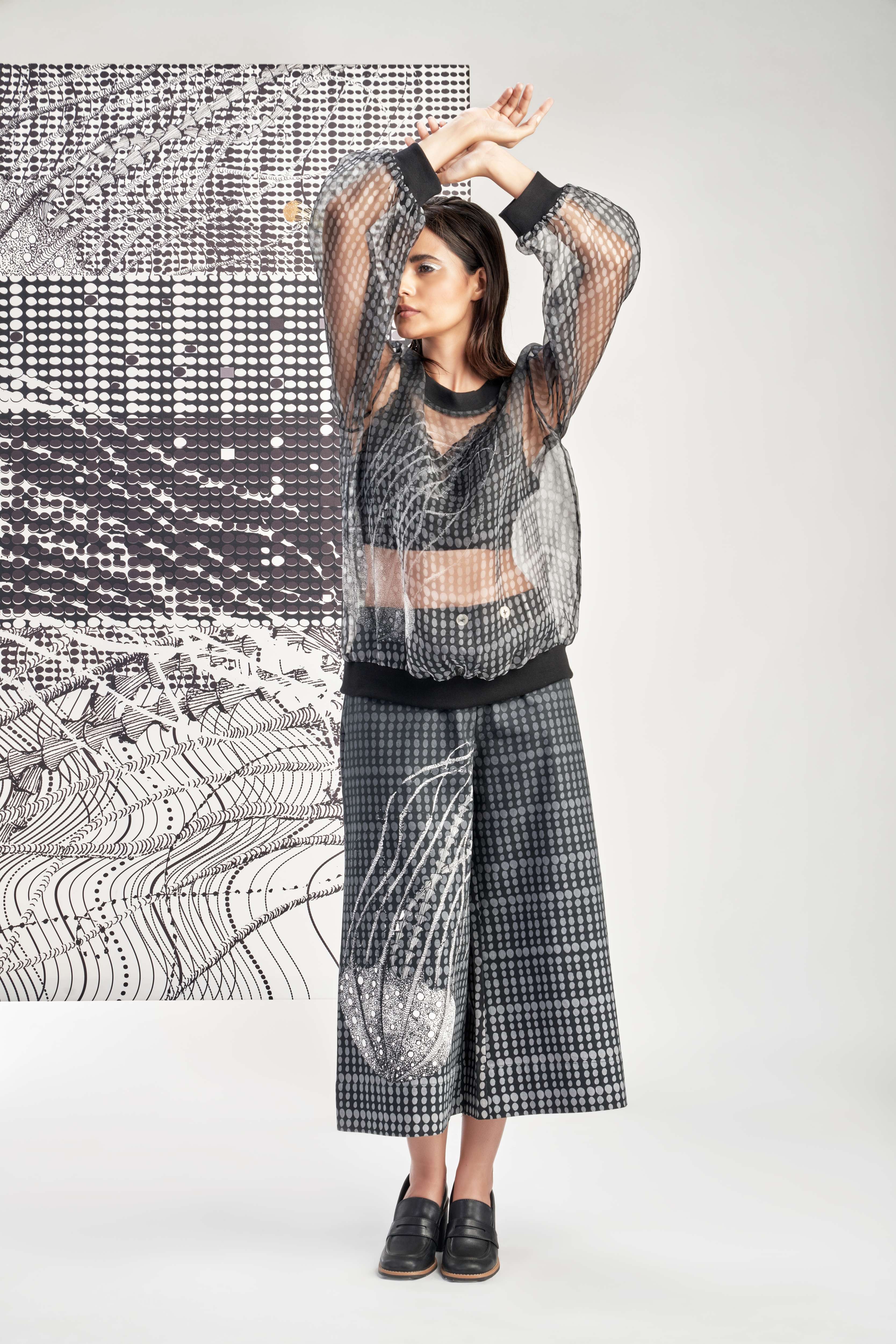 Black- Organza Sweatshirt