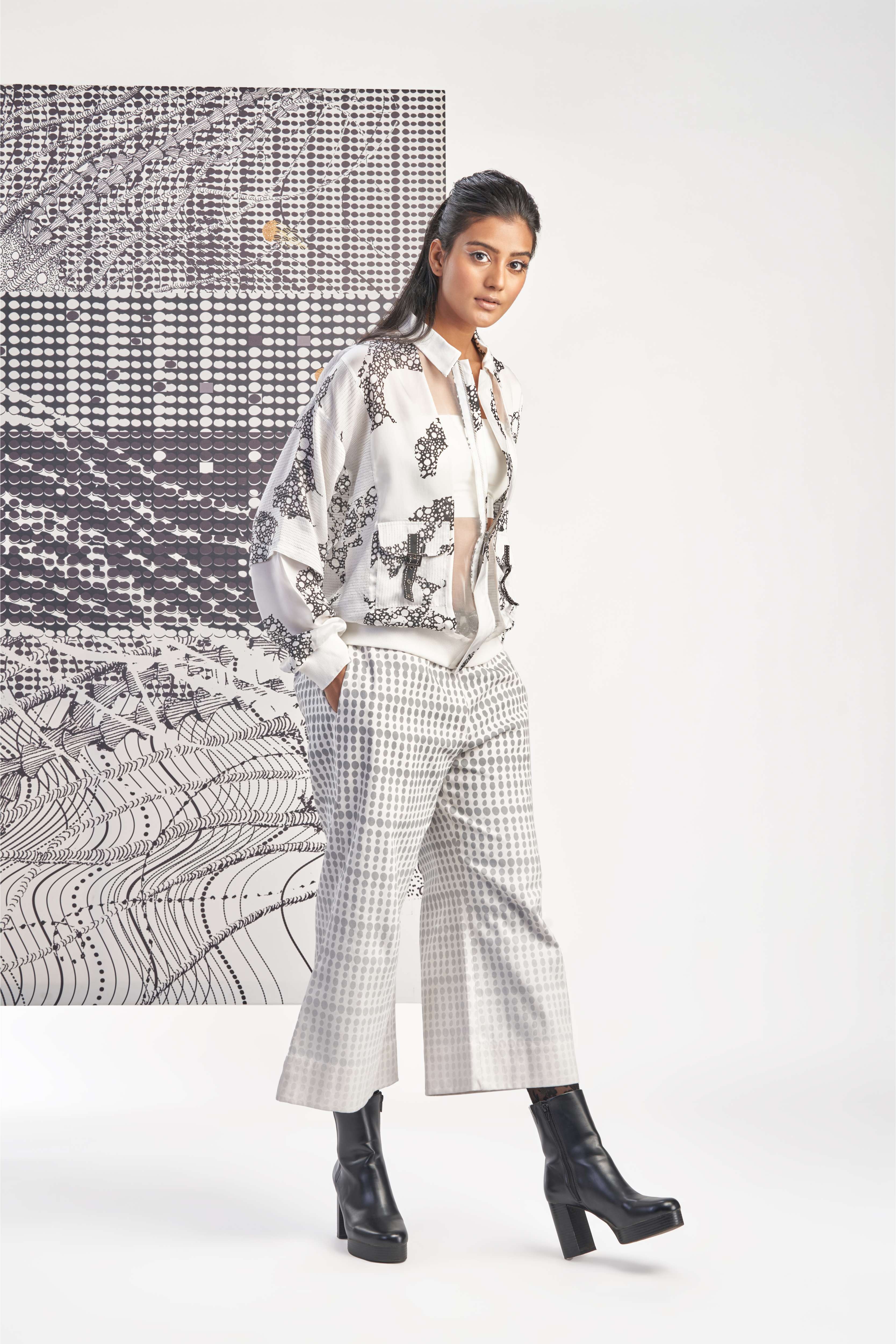White- Gradation  Print Culotte Pants